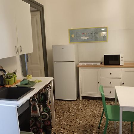 Apt X 2, Monopoli Centro, Casa Pitti Buitenkant foto